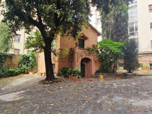 Appartamento in affitto di 70 m² in Via Cassia, 15