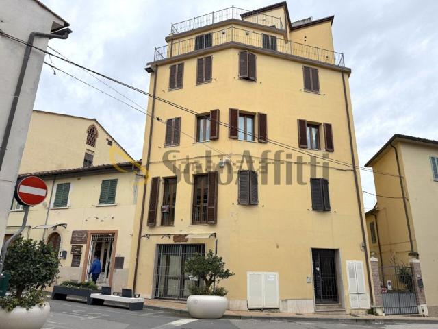 Appartamento in affitto di 70 m² in Via Cavour