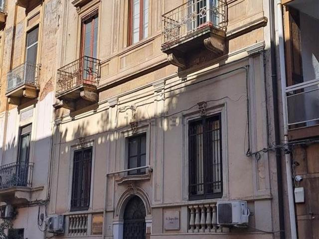 Appartamento in affitto di 70 m² in Via Conte Ruggero, 22