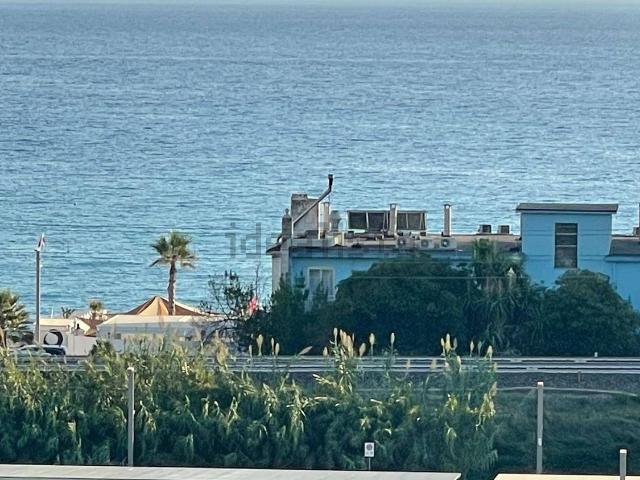 Appartamento in affitto di 70 m² in Via Colonnello Aprosio, 426