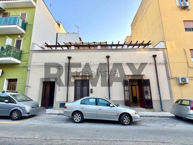 Appartamento in affitto di 70 m² in Via Dante Alighieri, 44