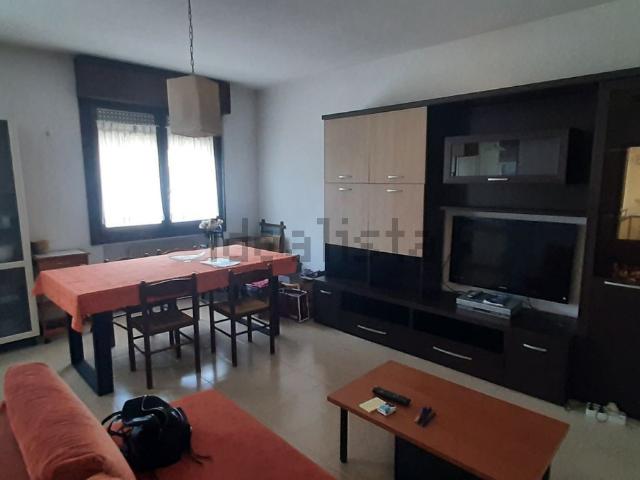 Appartamento in affitto di 70 m² in Via degli Ampon