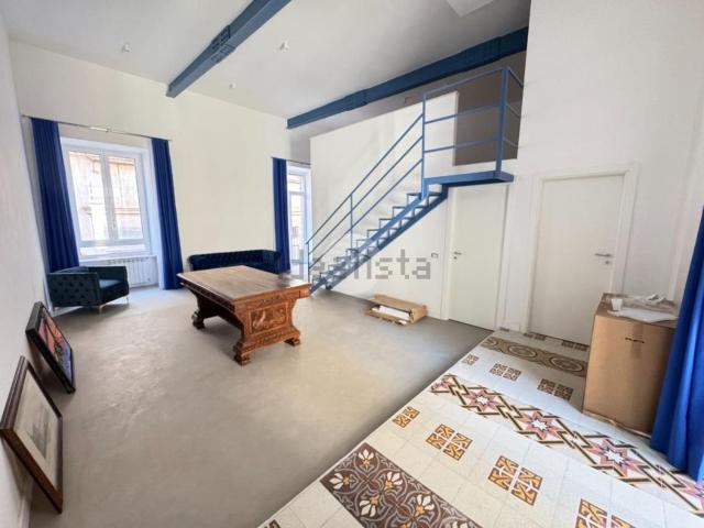 Appartamento in affitto di 90 m² in Via dei Tribunali, 138