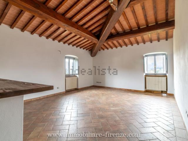 Appartamento in affitto di 70 m² in Via del Focardo