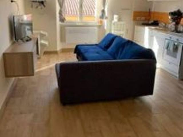 Appartamento in affitto di 70 m² in Via del Quartiere, 10