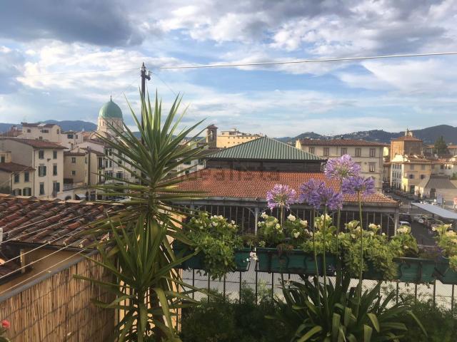 Appartamento in affitto di 70 m² in Via dell&apos Agnolo, 22