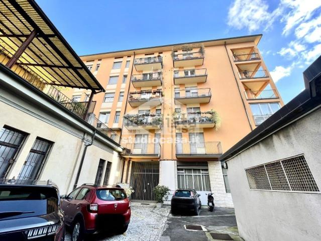 Appartamento in affitto di 70 m² in Via Don Luigi Palazzolo, 23