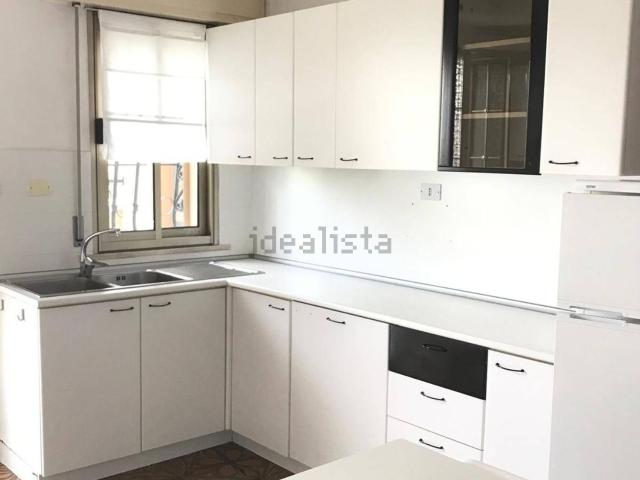 Appartamento in affitto di 70 m² in Via Duino, 1