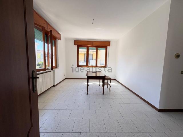 Appartamento in affitto di 70 m² in Via Galileo Galilei, 223