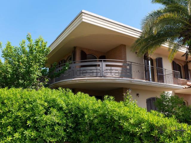 Appartamento in affitto di 70 m² in Via Galileo Galilei