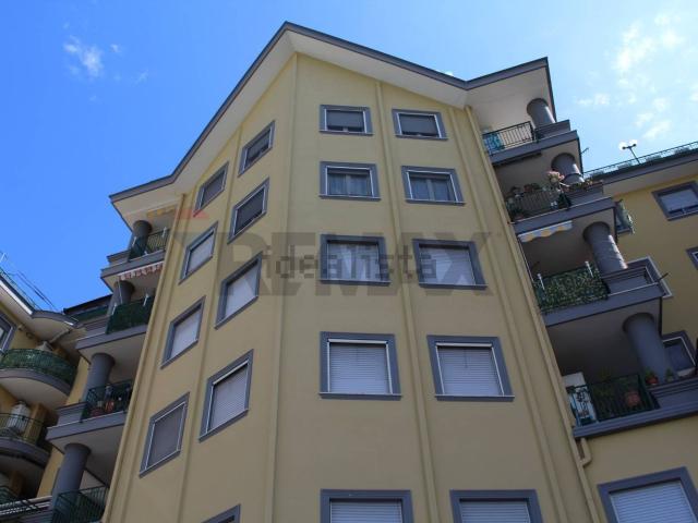 Appartamento in affitto di 95 m² in Via Giovanni Boccaccio, 36