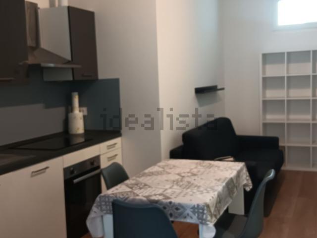 Appartamento in affitto di 70 m² in Via Giosuè Carducci, 57