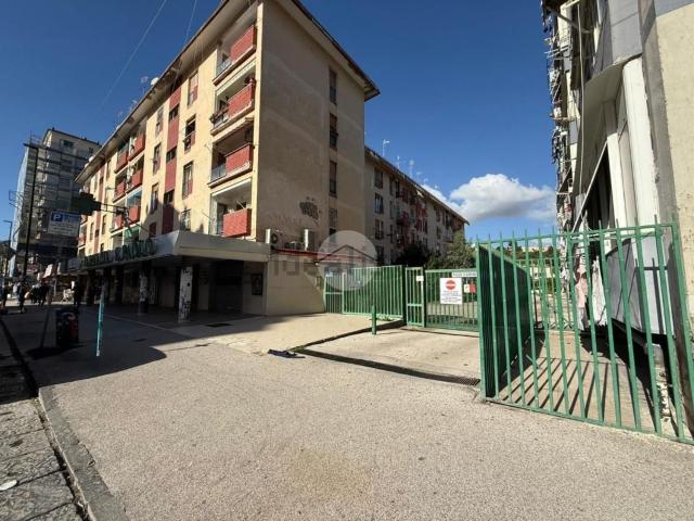 Appartamento in affitto di 70 m² in Via Giacomo Leopardi, 142