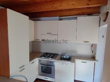 Appartamento in affitto di 70 m² in Via Gireglio, 33