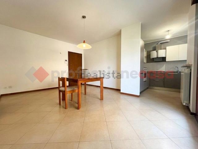 Appartamento in affitto di 70 m² in Via Giuseppe Corso, 12