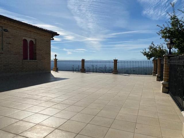 Appartamento in affitto di 70 m² in Via Marrocco