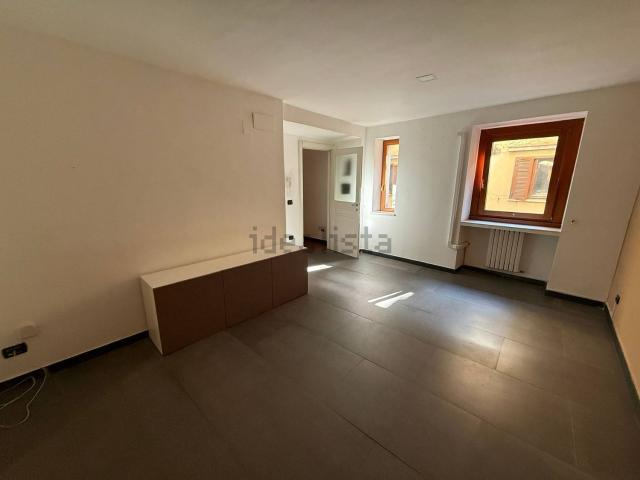 Appartamento in affitto di 70 m² in Via Mergellina