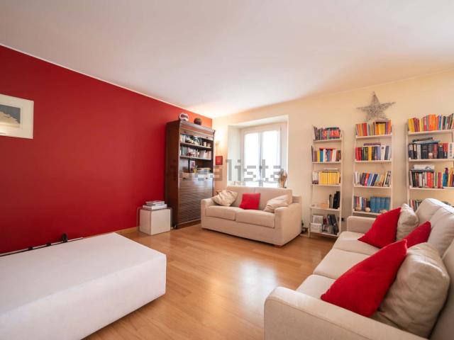 Appartamento in affitto di 70 m² in Via Pietro Maroncelli, 15