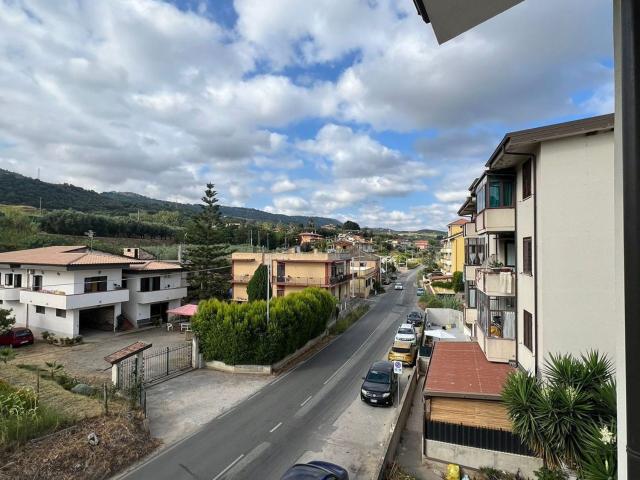 Appartamento in affitto di 70 m² in Via Provinciale per Briatico, 22