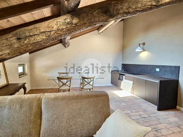 Appartamento in affitto di 70 m² in Via Roma, 3