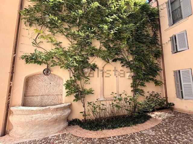Appartamento in affitto di 70 m² in Via Santa Felicita