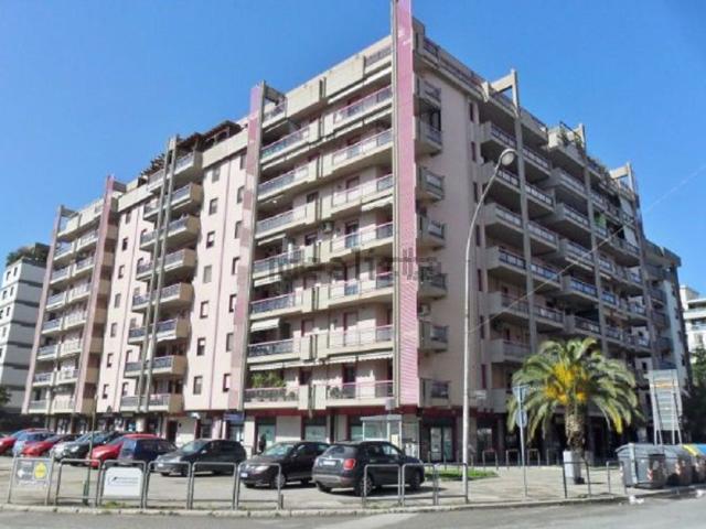 Appartamento in affitto di 70 m² in Viale Candelaro, 13