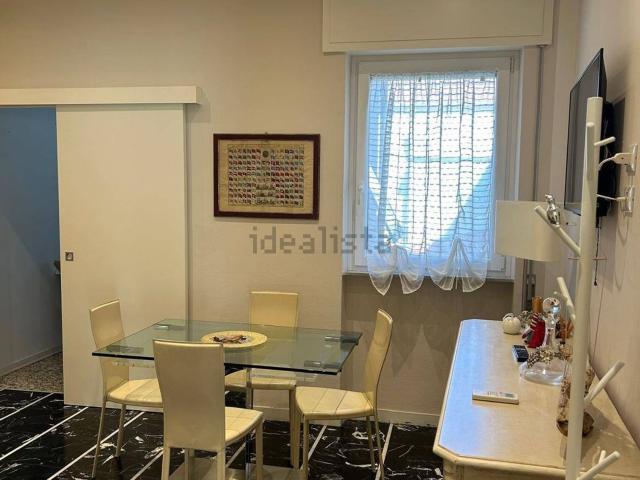 Appartamento in affitto di 70 m² in Viale Ugo Foscolo, 204