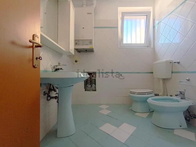 Appartamento in affitto di 70 m² in Viale Vittorio Falzoni Gallerani, 6