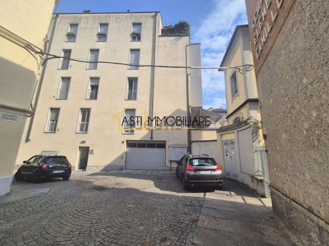 Appartamento in affitto di 71 m² in Via Beato Enrico Comentina, 4
