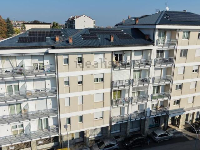 Appartamento in affitto di 71 m² in Via Cavallotta, 2