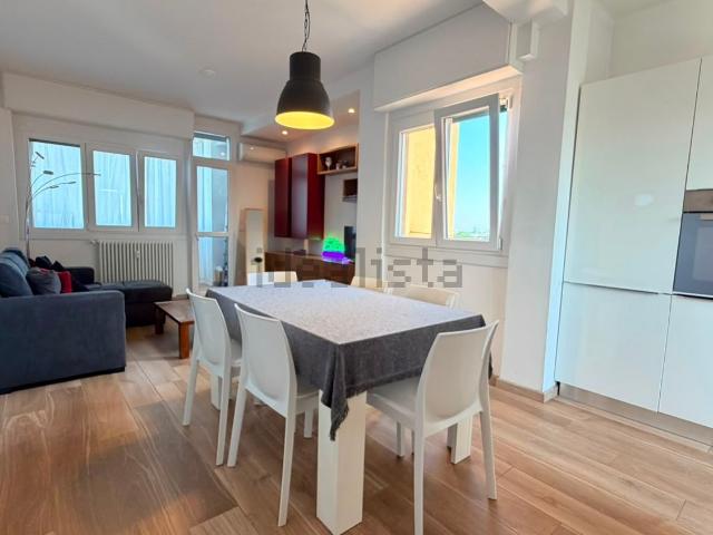 Appartamento in affitto di 71 m² in Via Giuseppe Pogatschnig, 40