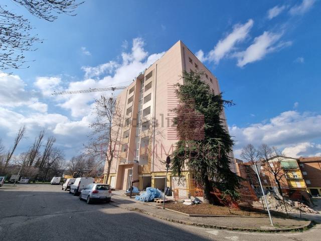 Appartamento in affitto di 71 m² in Via O. Respighi, 46