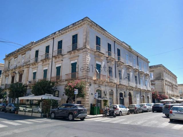 Appartamento in affitto di 71 m² in Via Raffaele Lanza