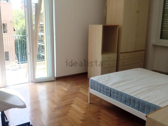 Appartamento in affitto di 72 m² in Via Oreste Tommasini