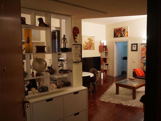 Appartamento in affitto di 72 m² in Via Privata Martiri Triestini, 9