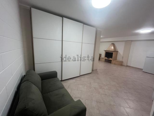 Appartamento in affitto di 77 m² in Via Francesca Fallacara, 97