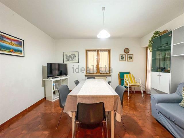 Appartamento in affitto di 77 m² in Via Lago Azzurro, 7