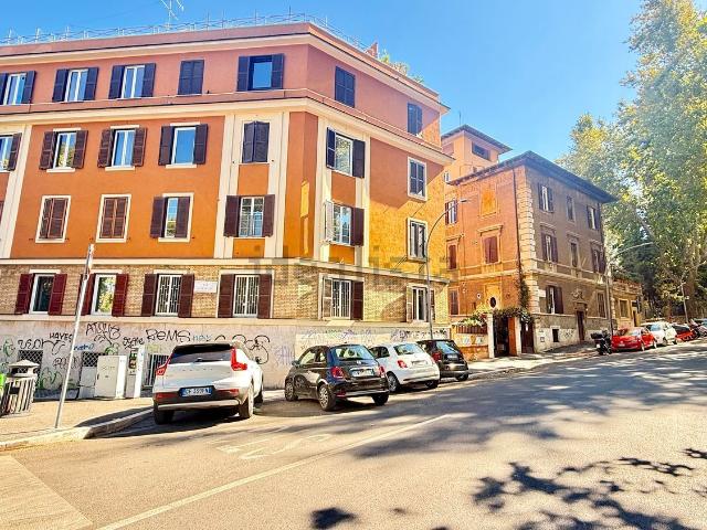 Appartamento in affitto di 77 m² in Via Nicola Fabrizi, 1