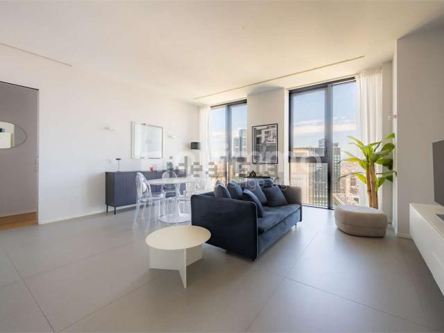 Appartamento in affitto di 77 m² in Viale della Liberazione, 15