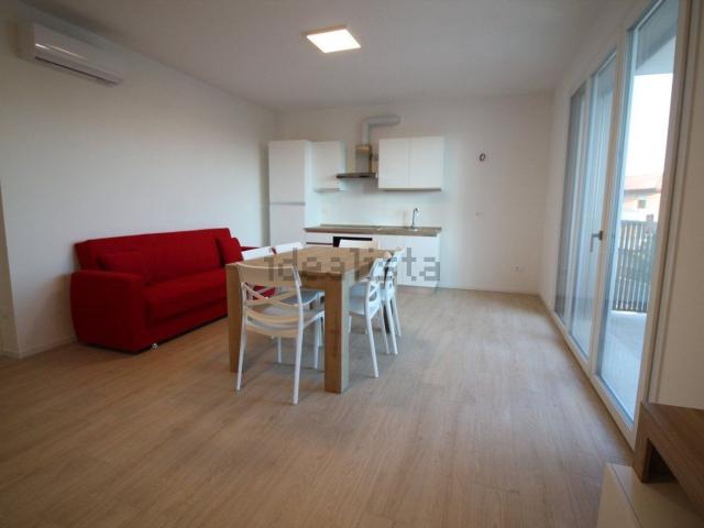 Appartamento in affitto di 74 m² in Viale Roma