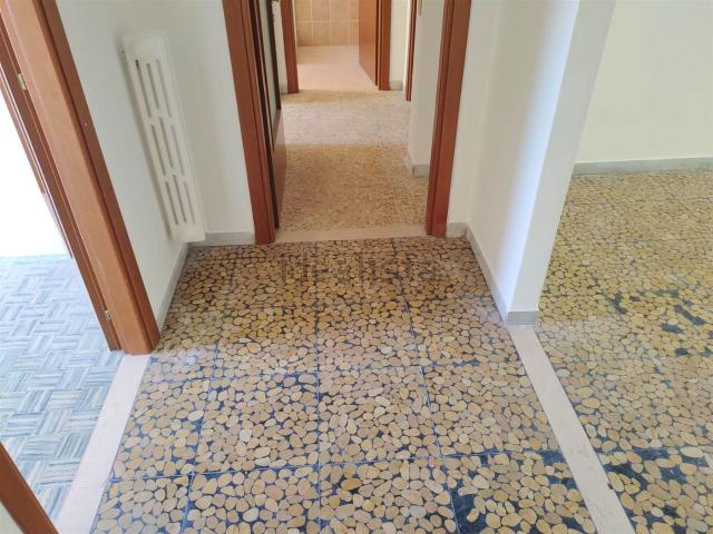 Appartamento in affitto di 74 m²
