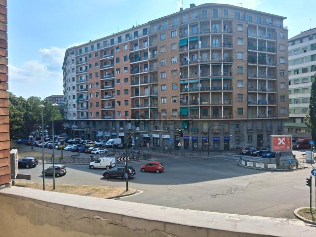 Appartamento in affitto di 75 m² in Corso Mediterraneo, 70