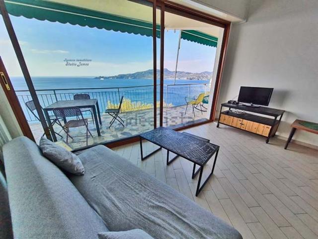 Appartamento in affitto di 75 m² in Località Tigullio Rocks, 46