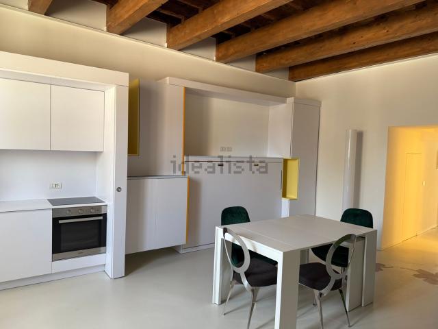 Appartamento in affitto di 75 m² in Piazza Quercia