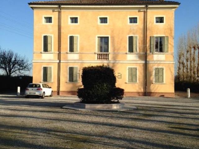 Appartamento in affitto di 75 m² in Strada S.413 romana Sud