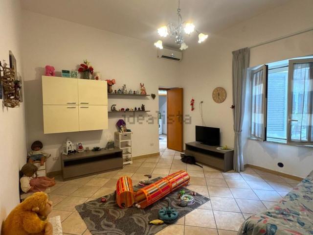 Appartamento in affitto di 75 m² in Vico III Stanzione, 11