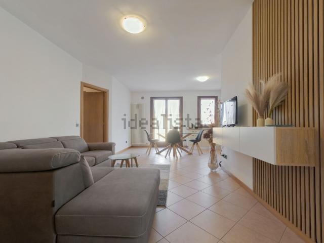 Appartamento in affitto di 75 m² in Vicolo Pascoli, 9