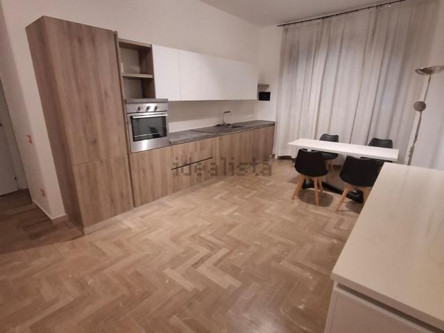 Appartamento in affitto di 75 m² in Via Tito Speri, 5