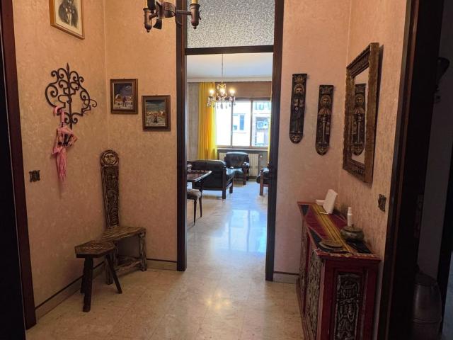 Appartamento in affitto di 75 m² in Via Tortona