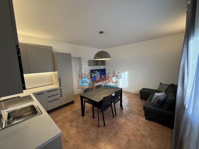 Appartamento in affitto di 75 m² in Via Treviso